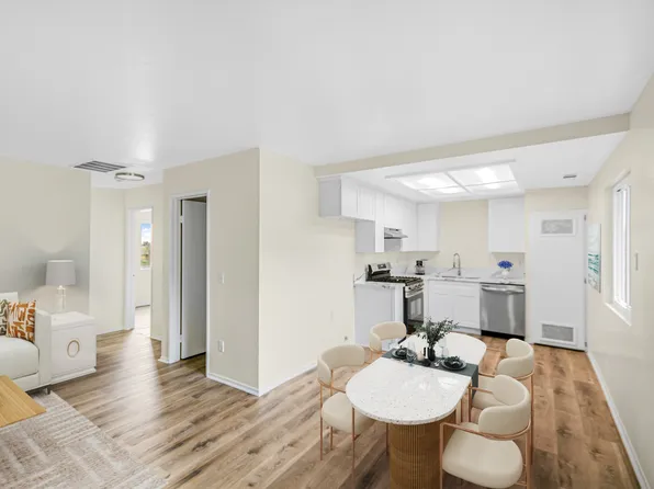 1005 E Avenue R APT 11, Palmdale, CA 93550