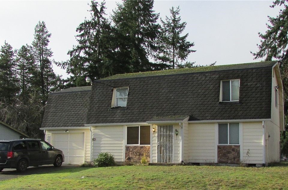 1st image of 629 Hawks Glen Dr SE