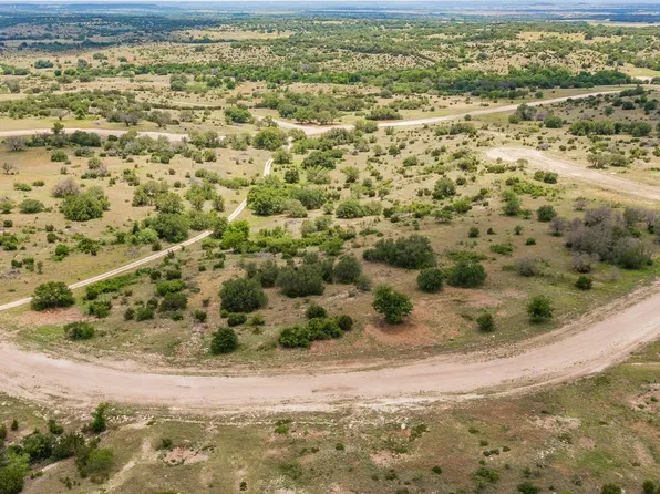 1113 Hidden Mountain Drive Gln, Walnut Springs, TX 76690