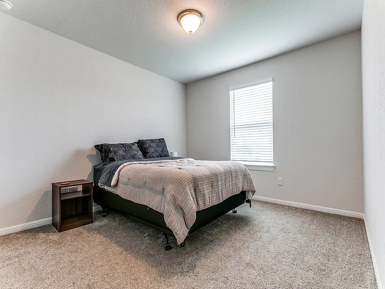 15066 Palm Desert Ct — Photo 11
