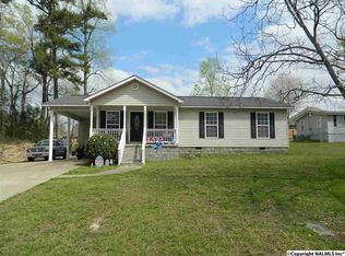 1853 Willow Ln, Southside, AL 35907