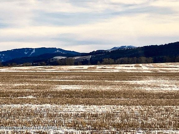 2nd image of 8643 Inglin Ridge Rd