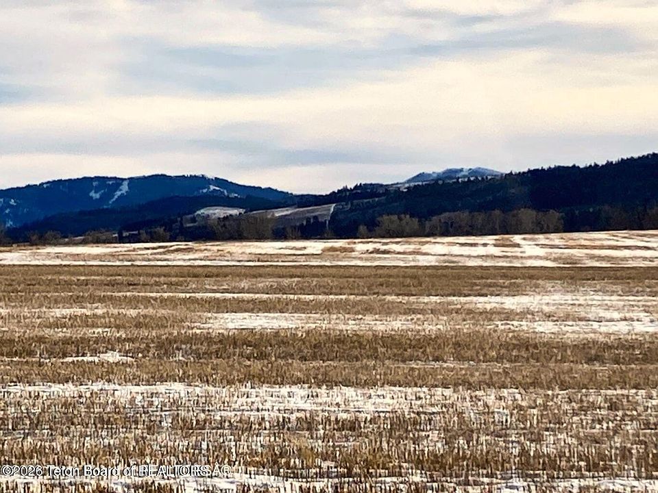 2nd image of 8643 Inglin Ridge Rd