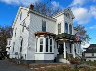 12 Elm St, Waterville, ME 04901