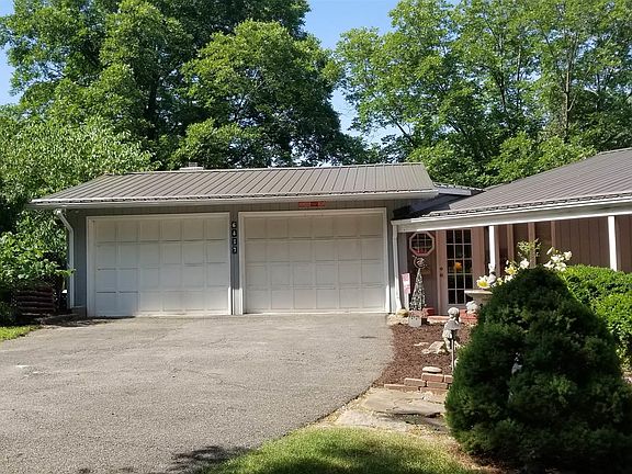 2nd image of 6837 Holly Dr