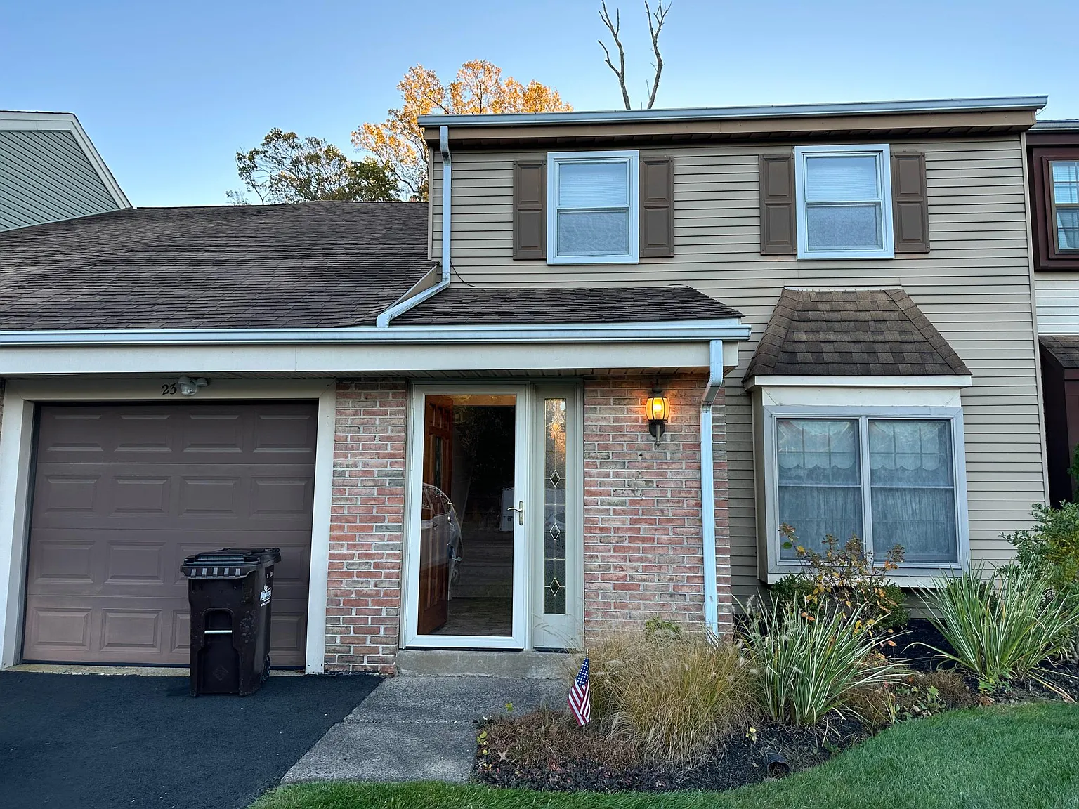3 bed, 2.5 bath, 1646 sqft, $2,750 — Photo 1