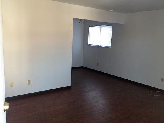 New Wood Style Vinyl Flooring