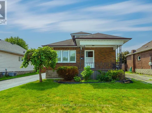 203 Hibbert Ave, Oshawa, ON L1J 1V4