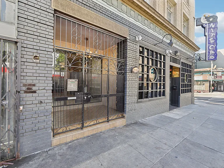 691 O'Farrell Street — Photo 5
