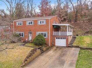 1301 Grouse Dr, Pittsburgh, PA 15243