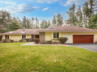 10 Brookside Ln, Norfolk, MA 02056