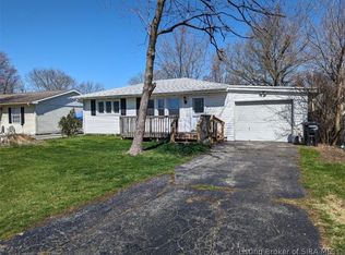 306 Hendricks St, Madison, IN 47250