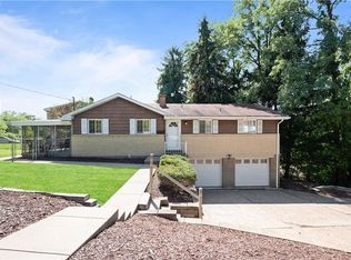 3369 Hiwood Dr, Pittsburgh, PA 15234