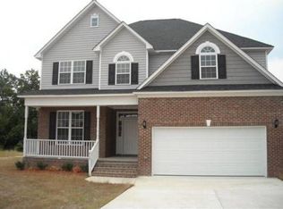 615 Lenoir Dr, Spring Lake, NC 28390