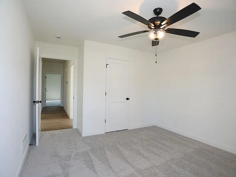 4605 Chambers Bay Dr — Photo 39