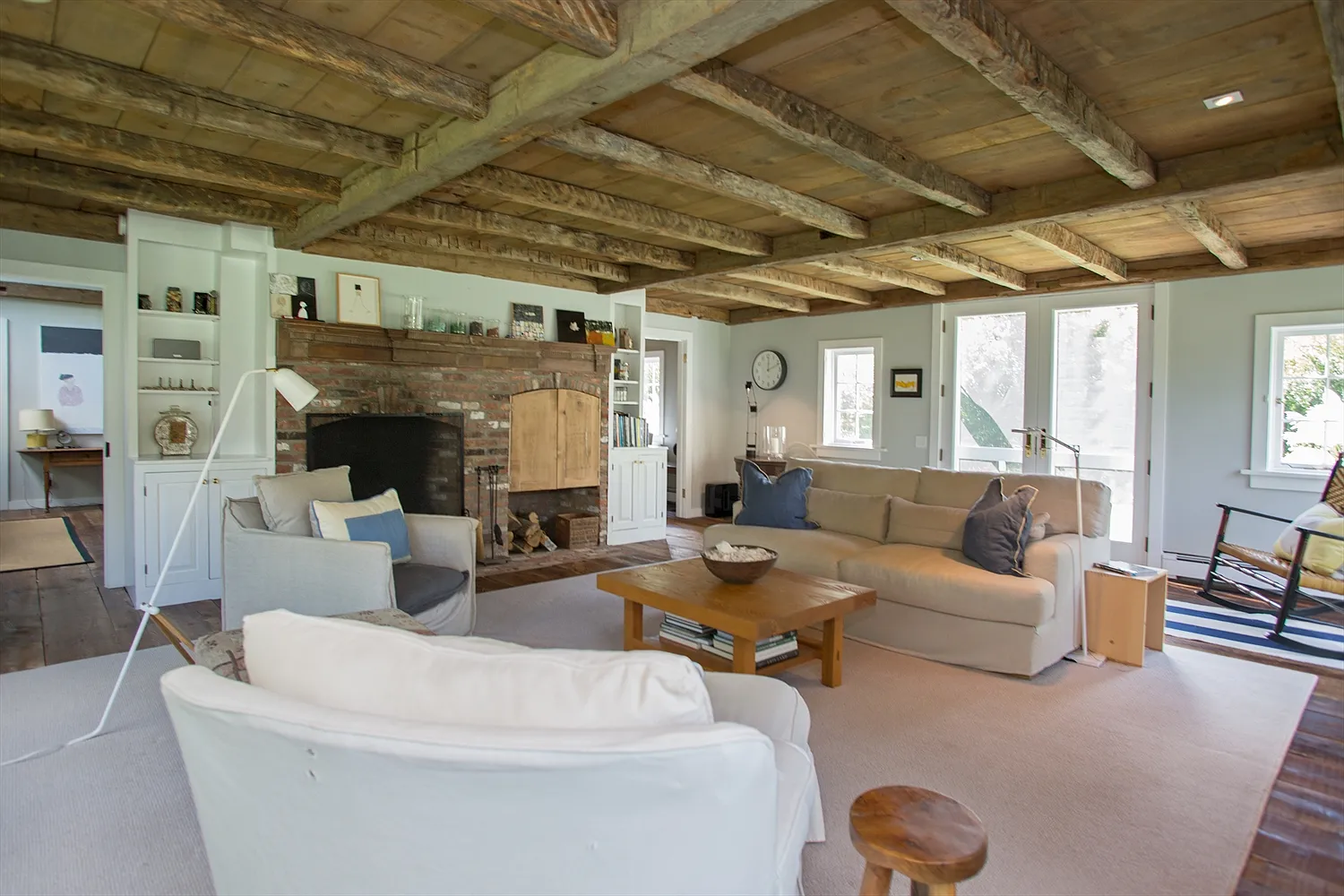 Authentic Wainscott Main Street Farmhouse — Photo 4