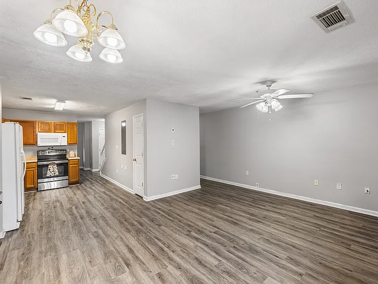 171 Swaying Pine Ct #1 — Photo 16