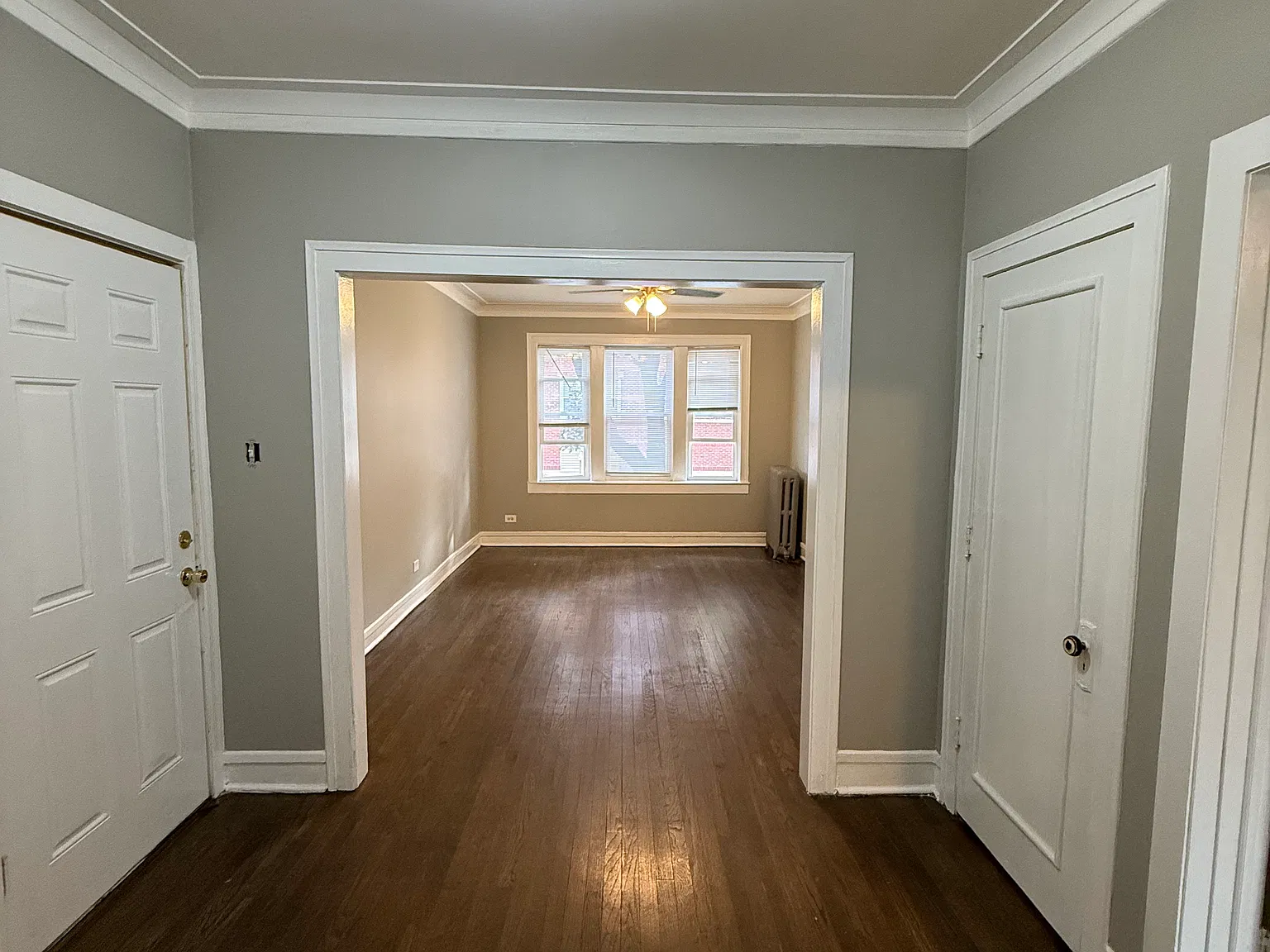 2 bed, 900 sqft, $1,310 — Photo 2