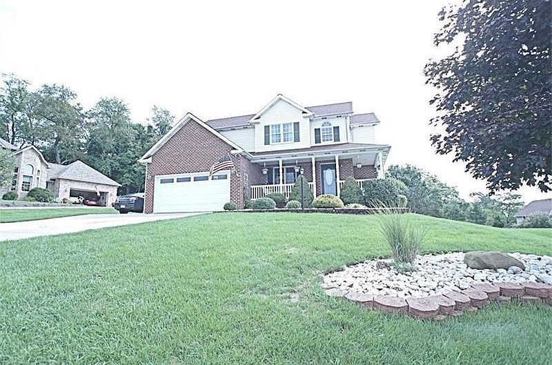 1st image of 216 Plantation Dr