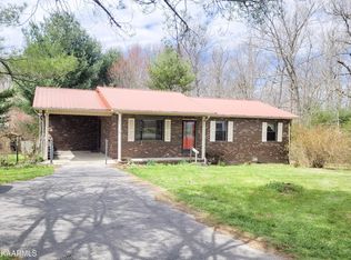 1395 Potato Farm Rd, Crossville, TN 38571