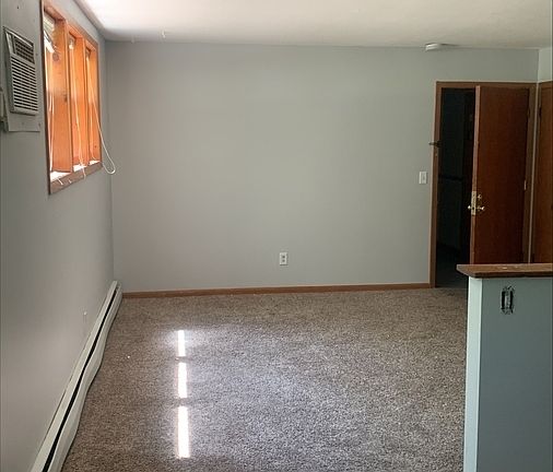 4th image of 4216 Lake Breeze Ave APT 2