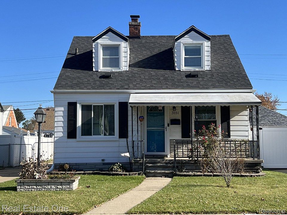 1st image of 3151 21st St