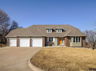 3080 Westridge Dr, Blair, NE 68008
