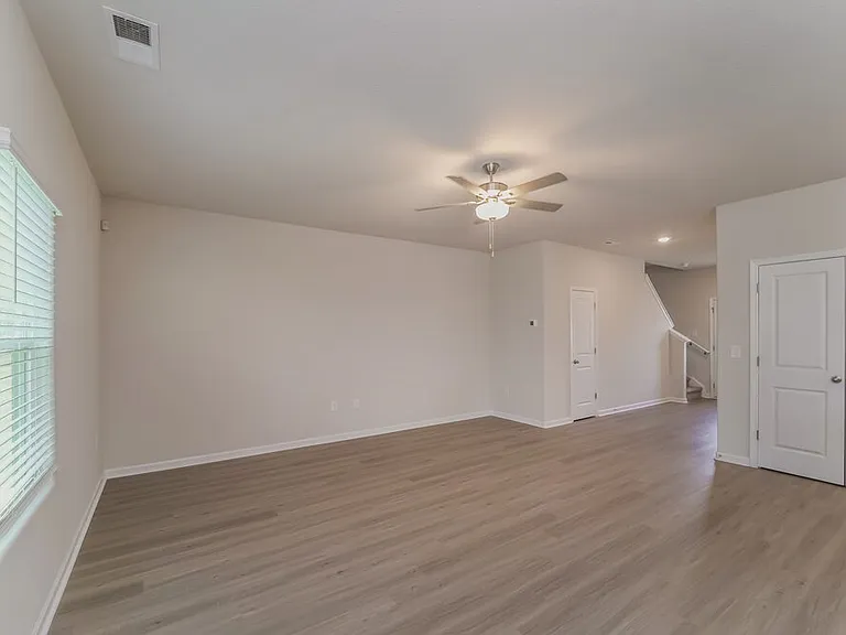 6244 Lowe Ln — Photo 5