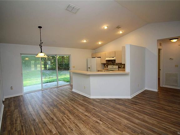 2nd image of 3931 W Forest Dr