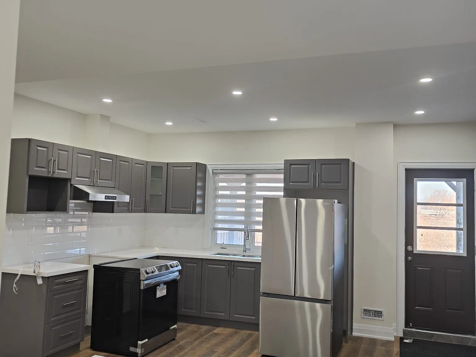 2 bed, $2,299 — Photo 1
