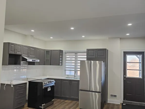 126 Degrey Dr, Brampton, ON L6P 4L7