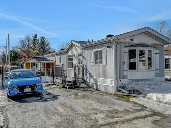 3535 Saint Joseph Blvd #43, Ottawa, ON K1C 1G7