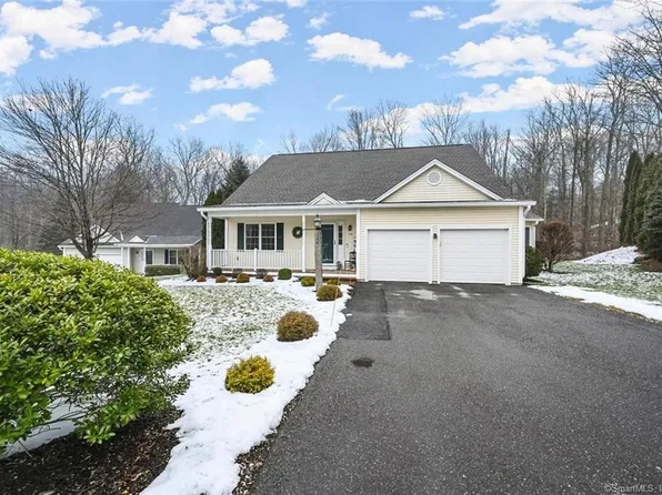 346 Spruce Hill Drive #346, Oxford, CT 06478
