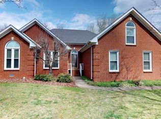 1827 Turfland Dr, Murfreesboro, TN 37127
