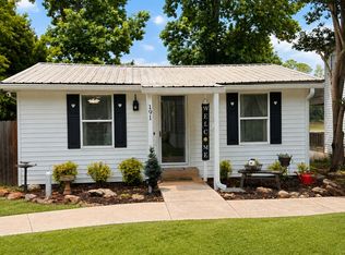191 Cherokee Dr, Jackson, GA 30233