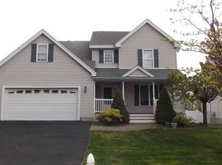 32 Sunrise Ave, Worcester, MA 01606