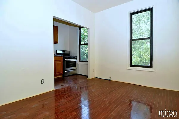 Rented by Miron Properties | media 17