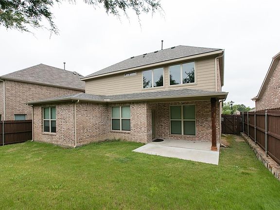 4th image of 3709 Amon Carter Dr
