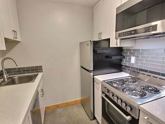 3rd image of 300 McBride St #106