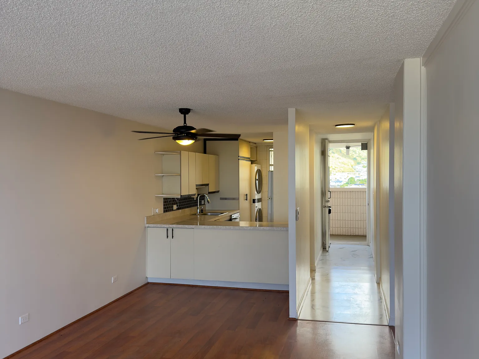 2 bed, 955 sqft, $2,900 — Photo 2