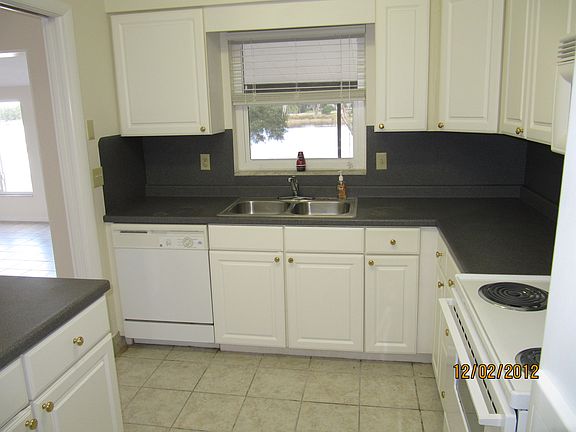 4th image of 1153 E Page Dr