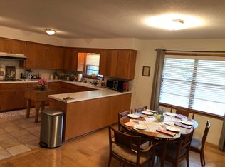 801 N Summit Dr, Rogers, AR 72756