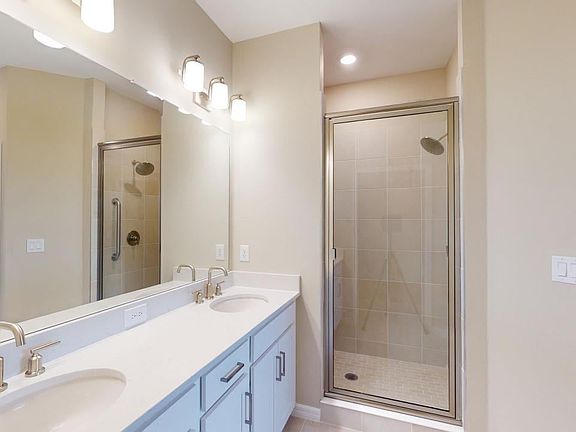 5th image of 23853 Collina Way Unit 202