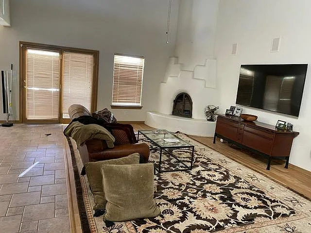 12708 Sunset Ridge Pl NE — Photo 2