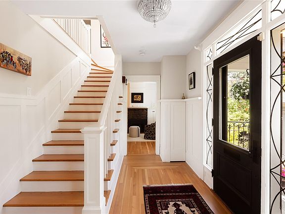 4th image of 2655 Shady Ln