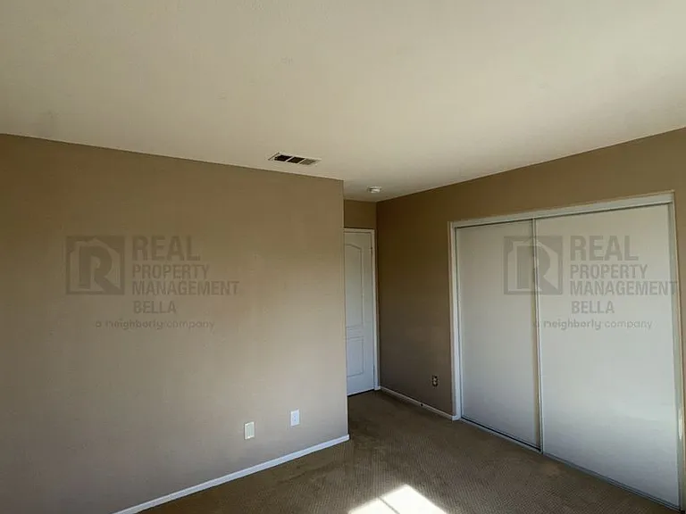 756 Conlon Dr — Photo 35