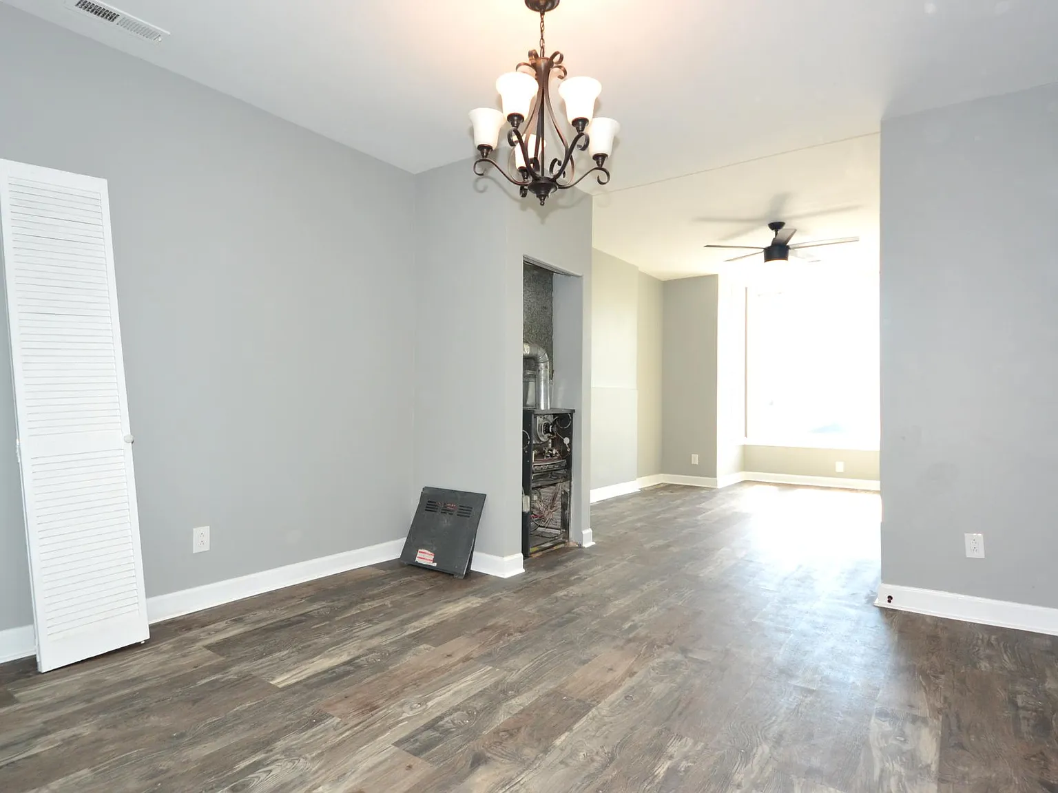 3 bed, 1200 sqft, $1,890 — Photo 3