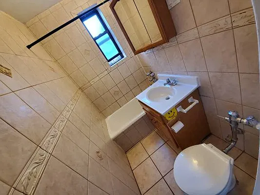 Rented by Ideal Properties Group | media 8