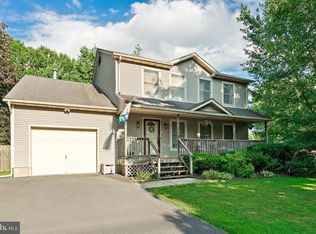 1256 Lower Ferry Rd, Ewing, NJ 08618