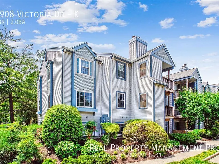 6908 Victoria Dr #K — Photo 2